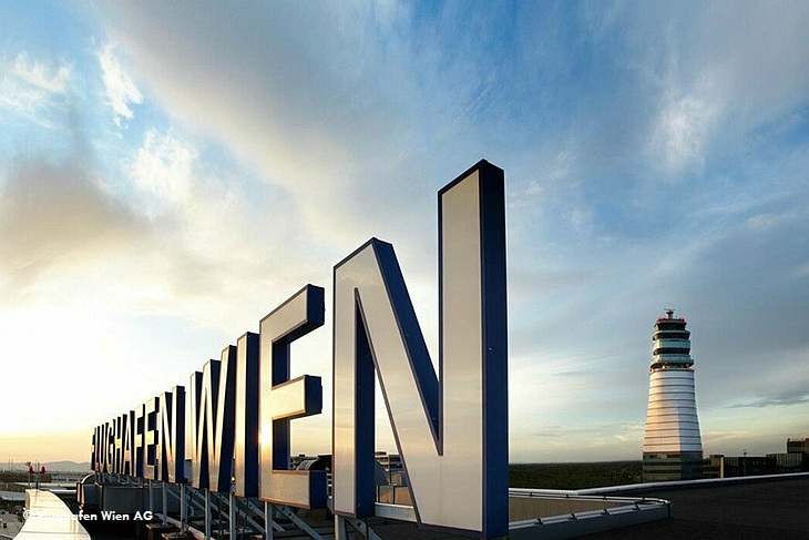 Аэропорт Вены внедрил бесконтактную посадку